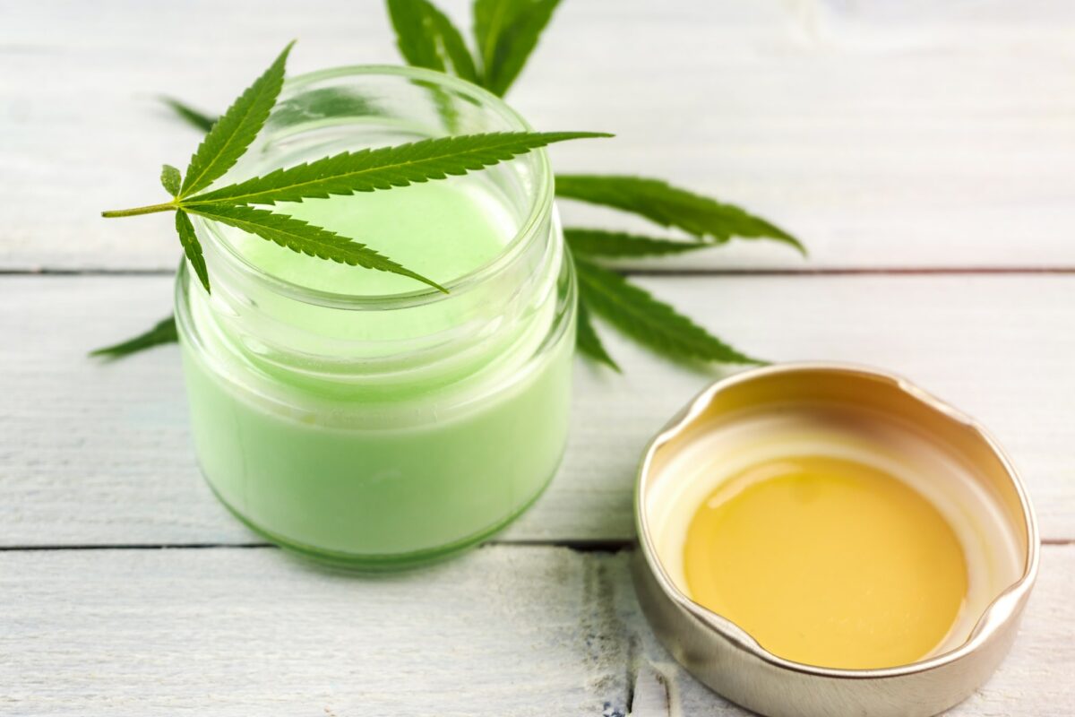 Cbd oil , topical balm for skin irritation and psoriasis